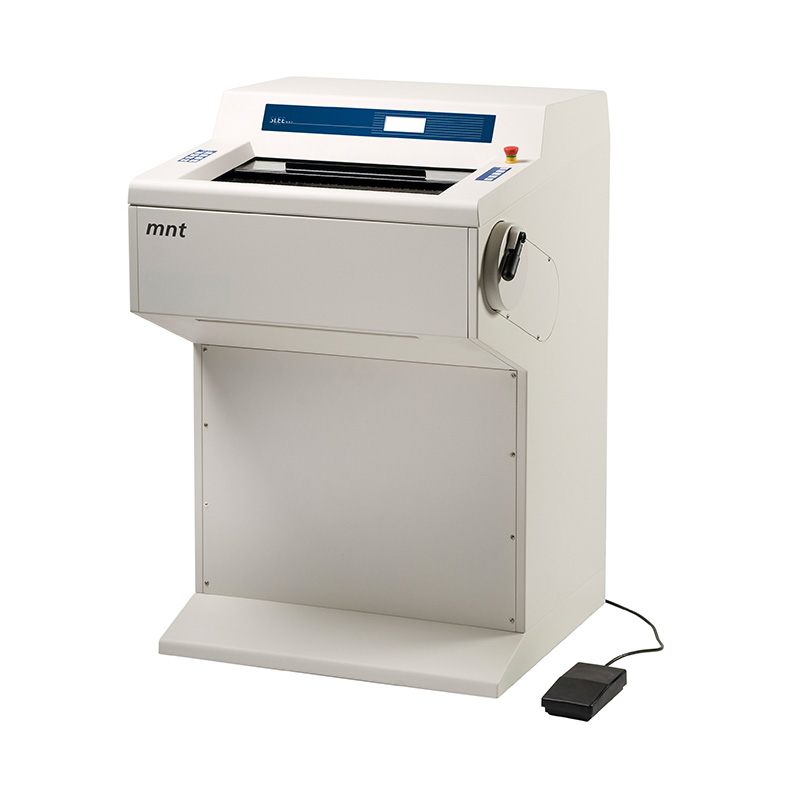 SLEE Medical MNT Kryostat