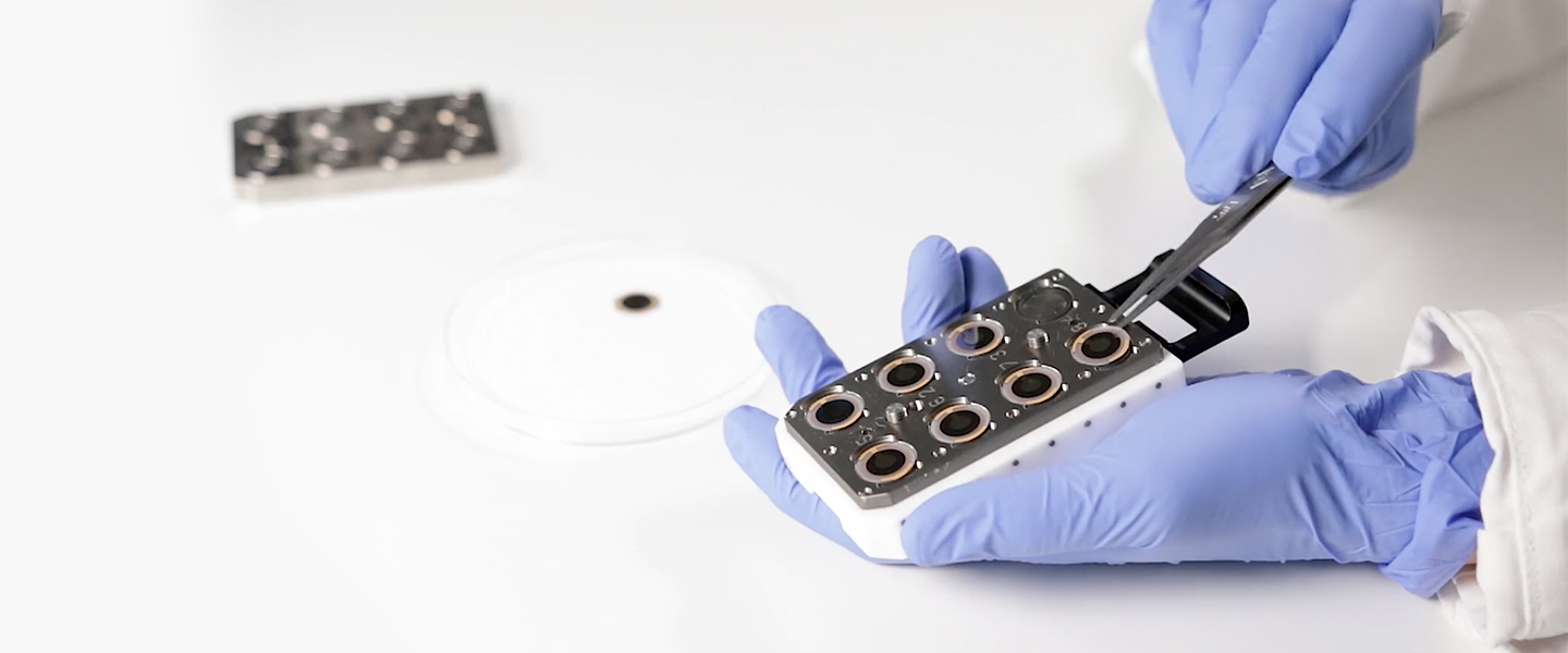 Biolin Quartz Crystal Microbalance
